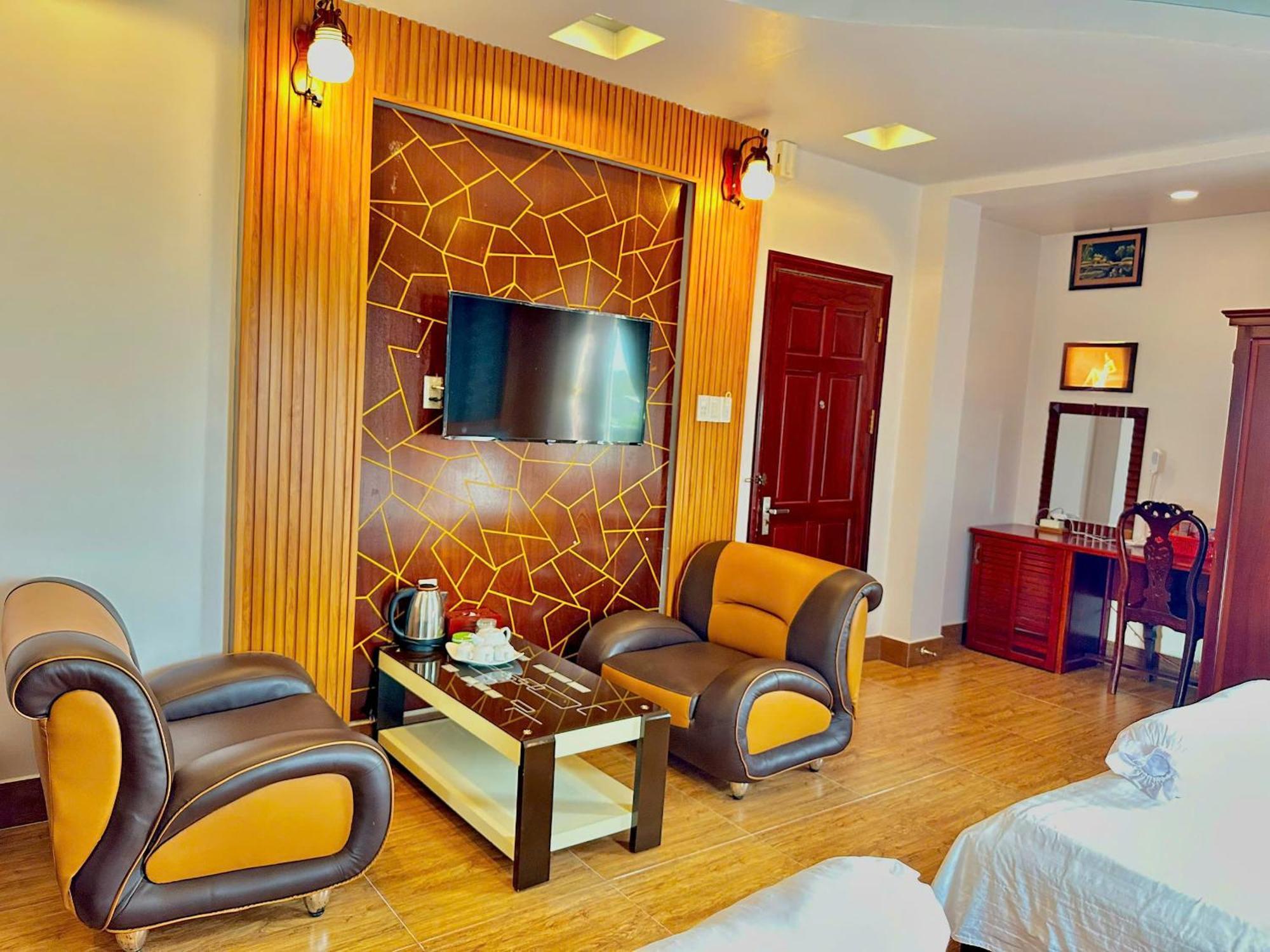 Phuc Hung 2 Hotel Rạch Giá Zewnętrze zdjęcie